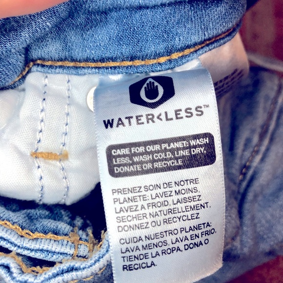 Levis Strauss 726 high waisted flare light wash distressed jean size 31 - Picture 9 of 10